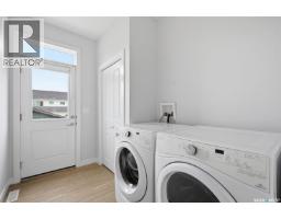 251 Newton Link, Saskatoon, SK S7V0M8 Photo 22
