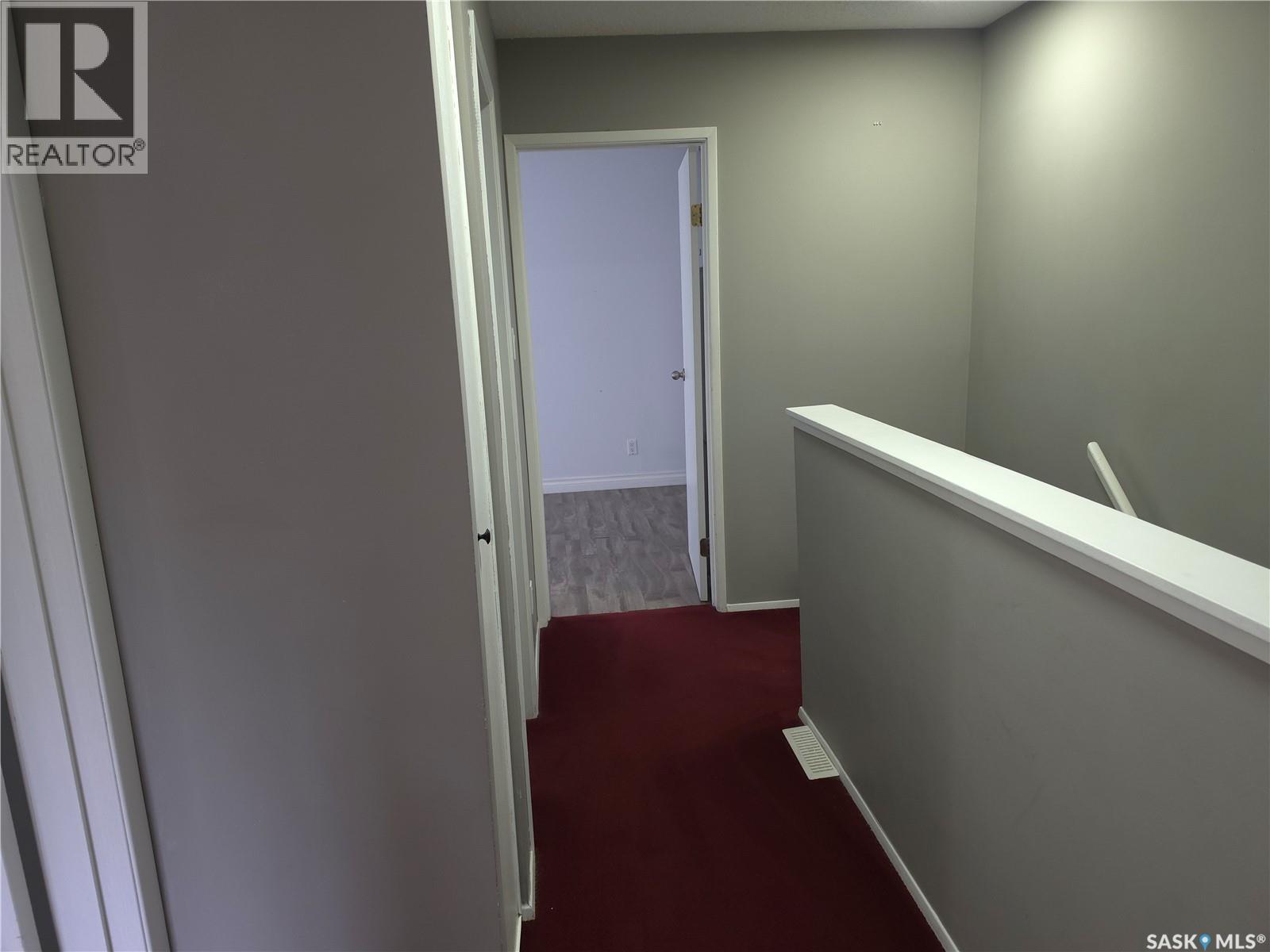 #18 1128 McKercher DRIVE - 15