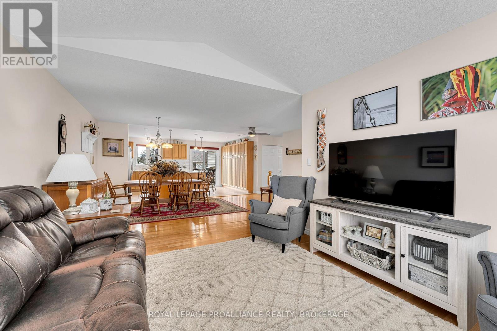 167 BRADSTONE STREET - 12