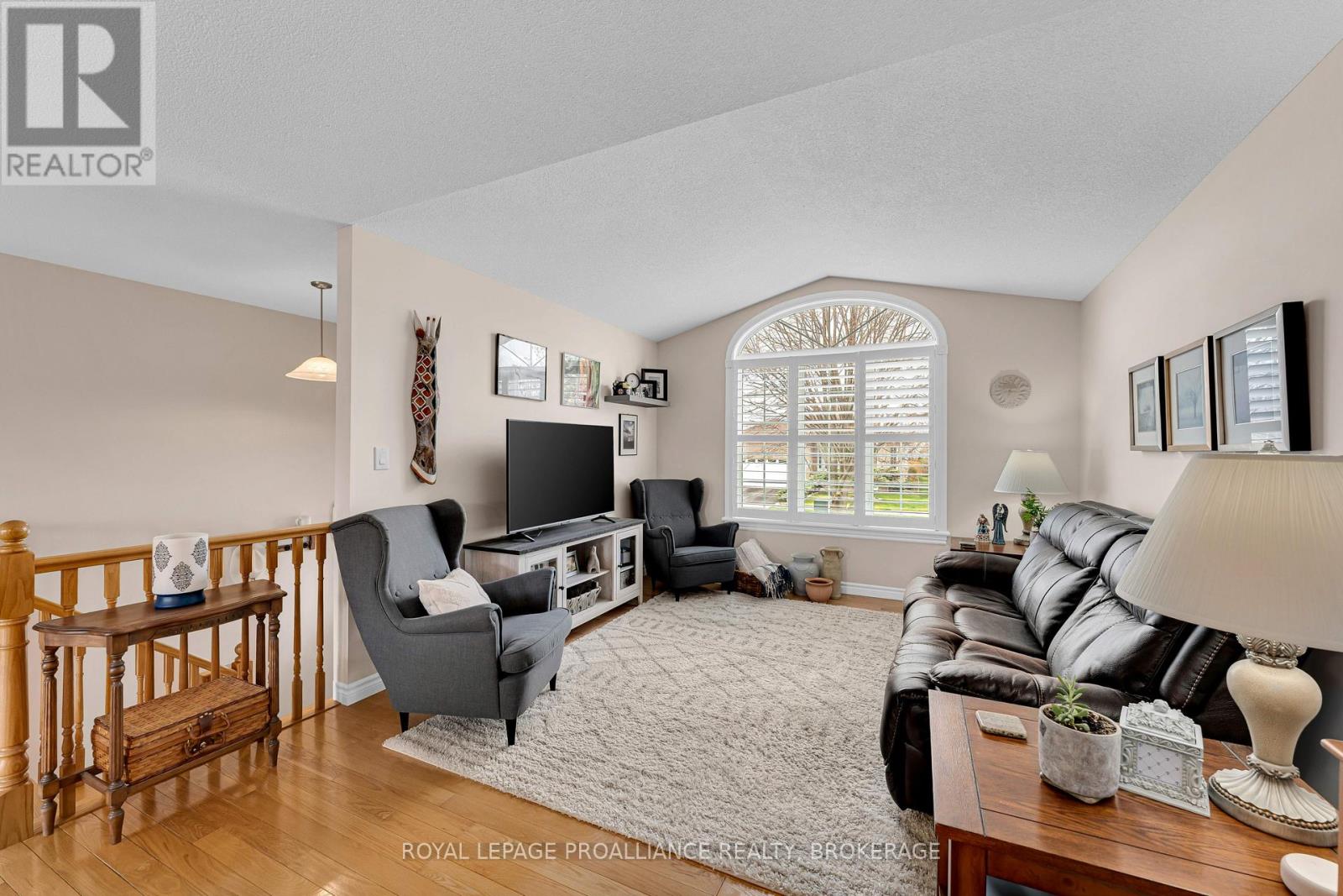 167 BRADSTONE STREET - 11