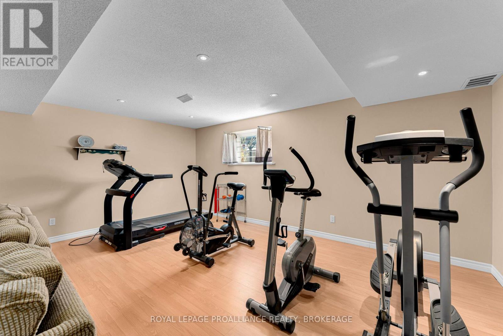 167 BRADSTONE STREET - 30