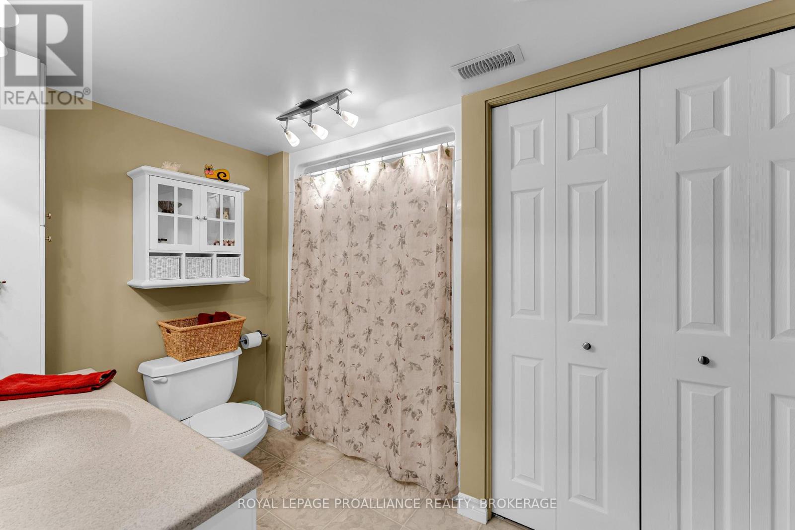 167 BRADSTONE STREET - 35