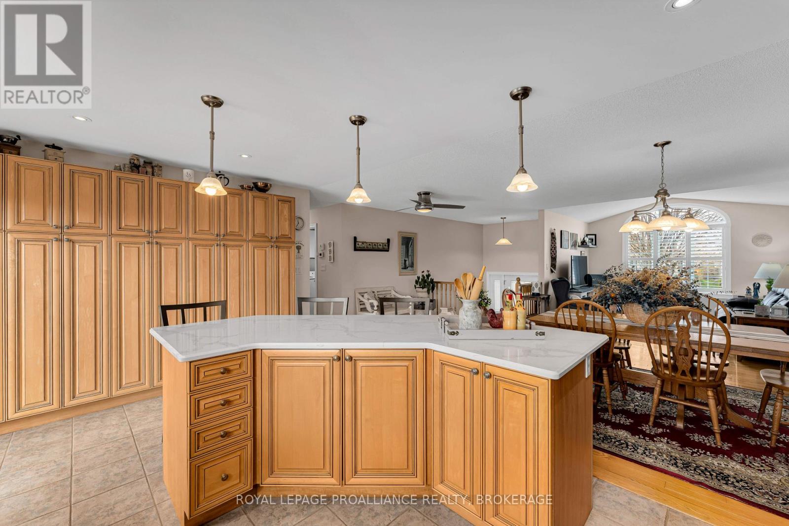 167 BRADSTONE STREET - 8