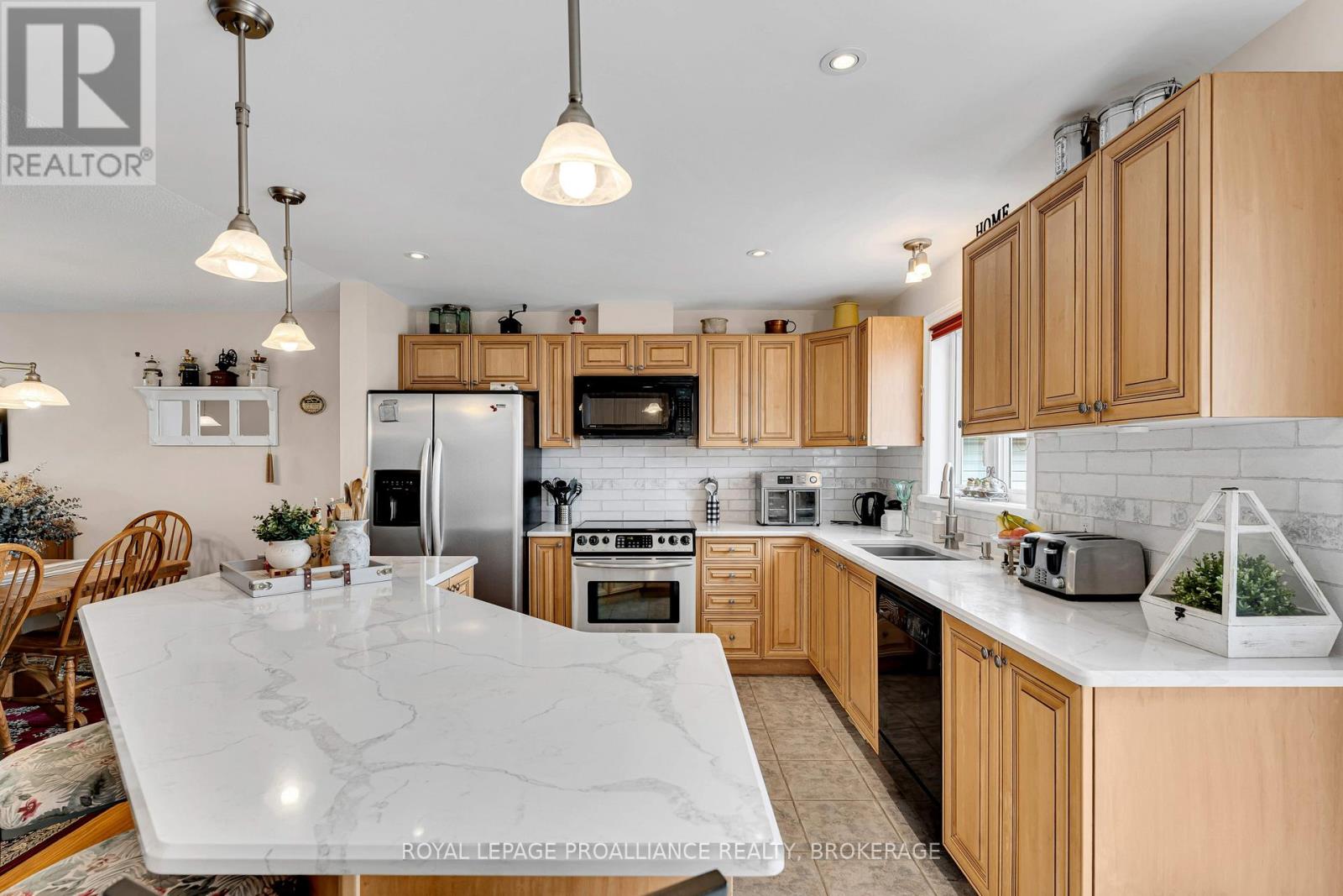 167 BRADSTONE STREET - 9