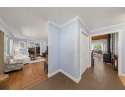 637 171 Street, Surrey, BC V3S6R3 Photo 10