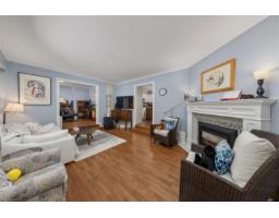 637 171 Street, Surrey, BC V3S6R3 Photo 13