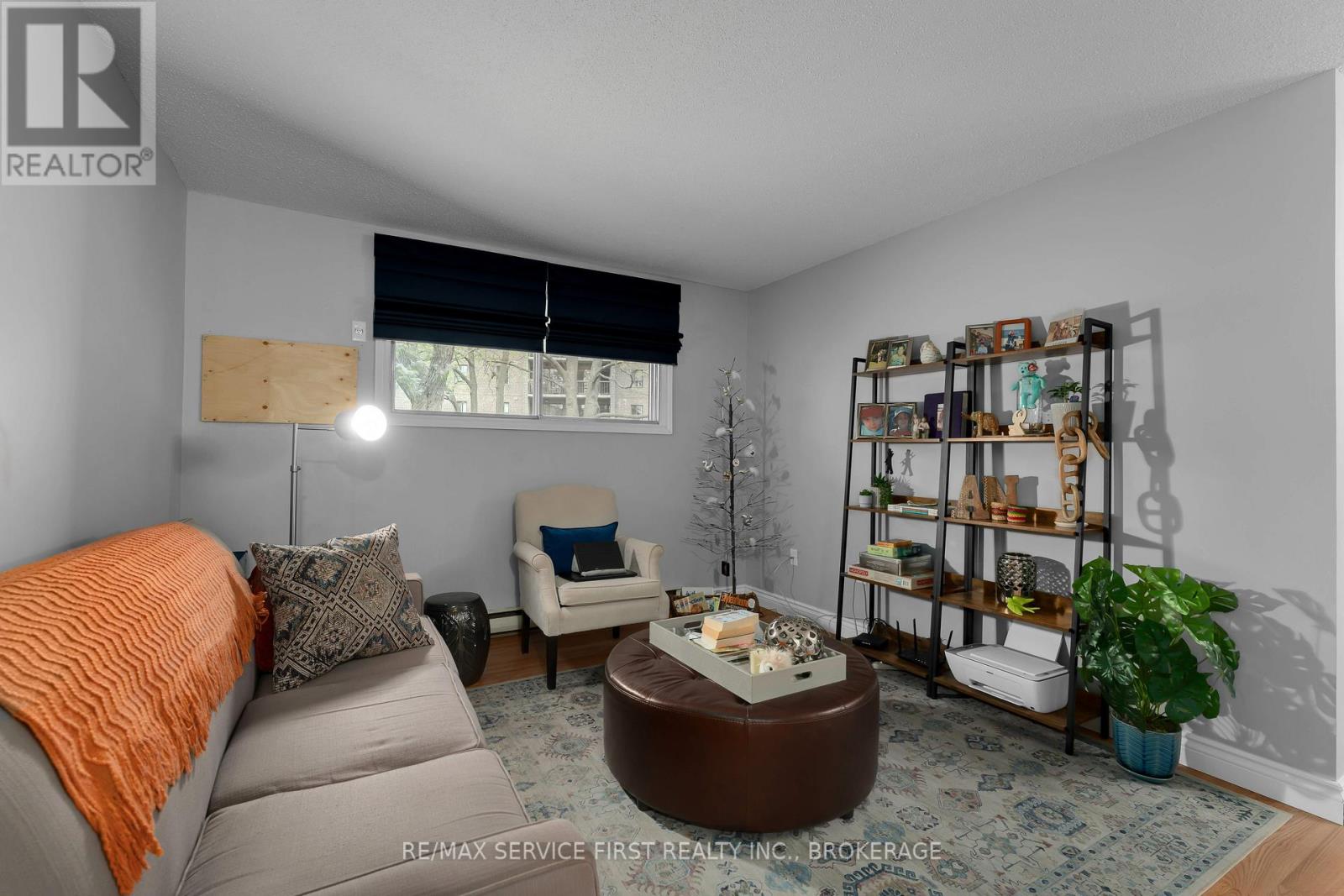#103 1010 PEMBRIDGE CRESCENT - 17