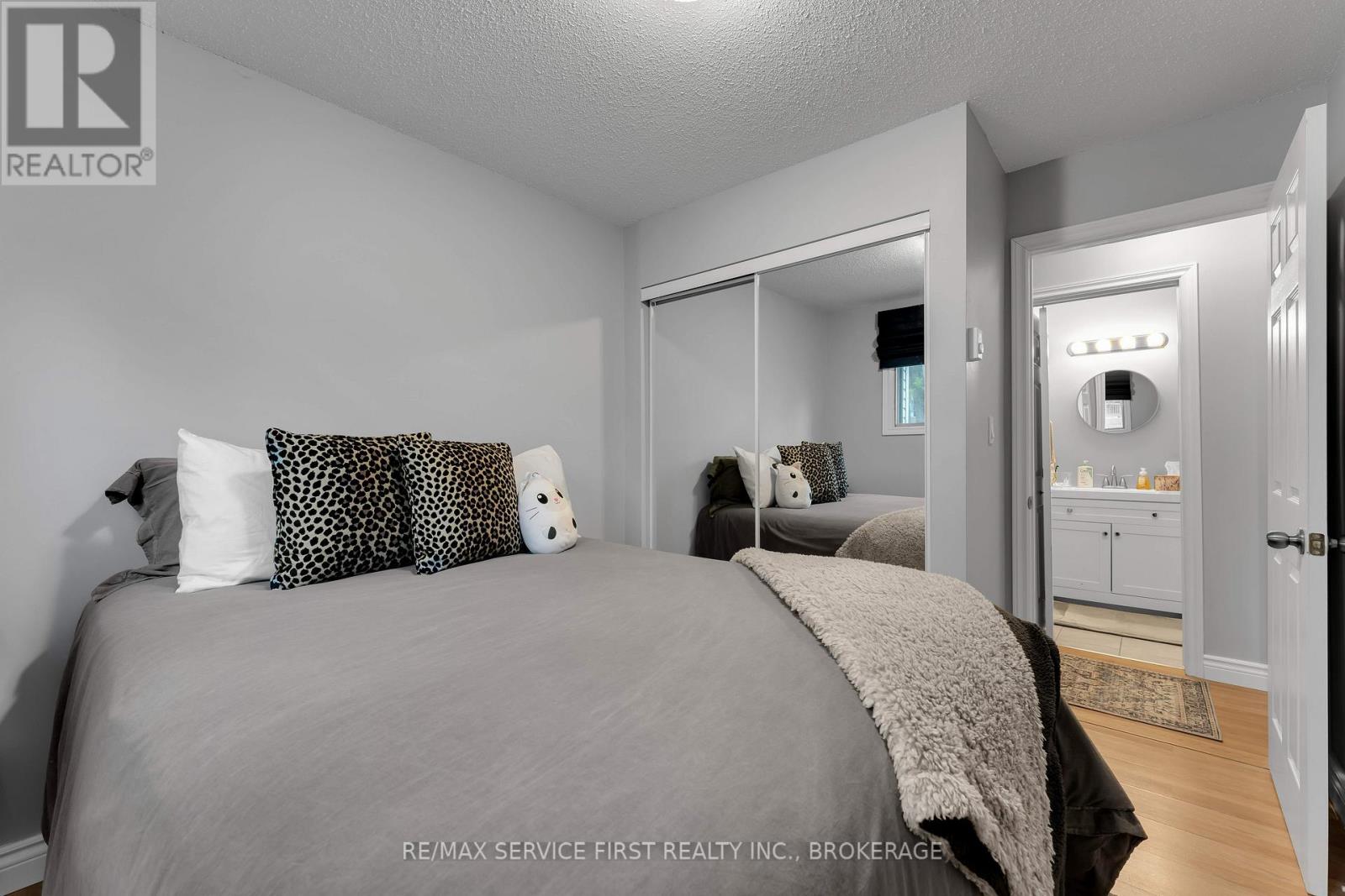 #103 1010 PEMBRIDGE CRESCENT - 24