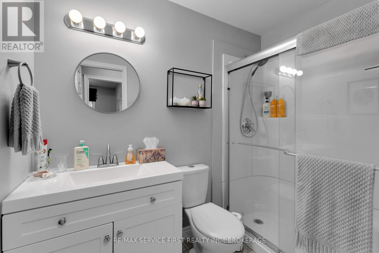 #103 1010 PEMBRIDGE CRESCENT - 26