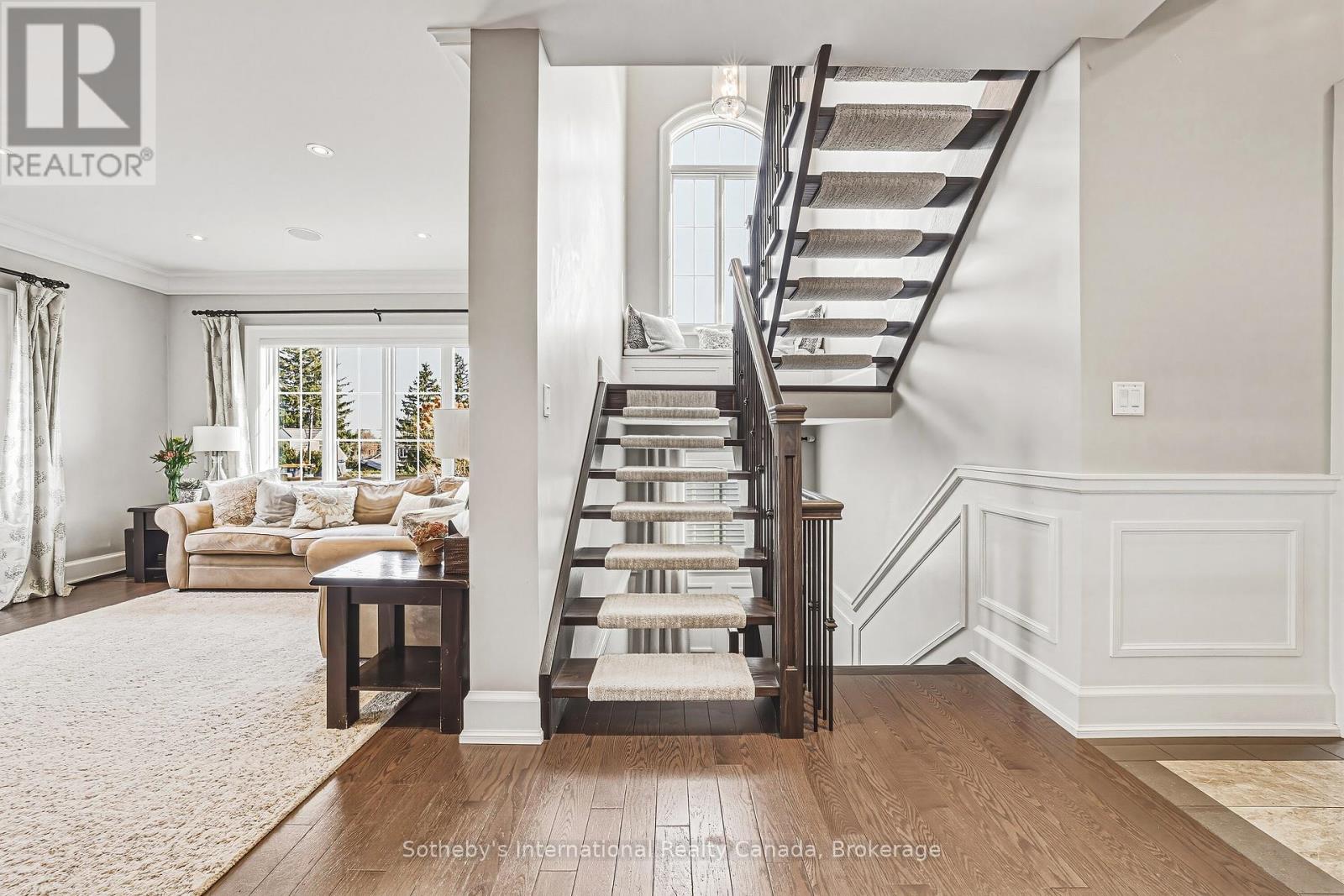 476 PATRICIA DRIVE - 19