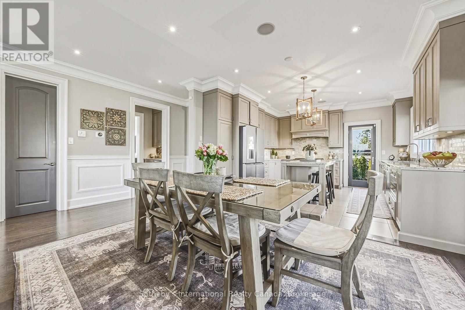 476 PATRICIA DRIVE - 14