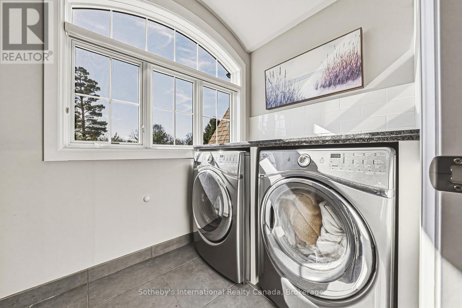 476 PATRICIA DRIVE - 34