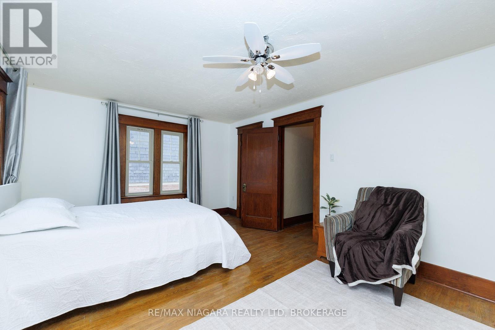 4864 SIMCOE STREET - 13