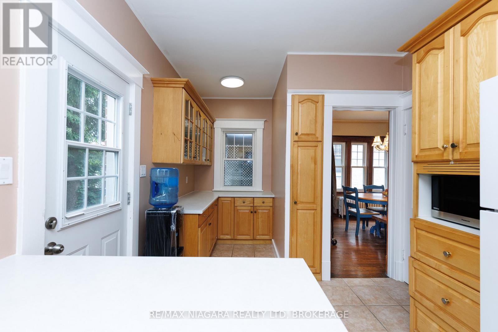 4864 SIMCOE STREET - 7