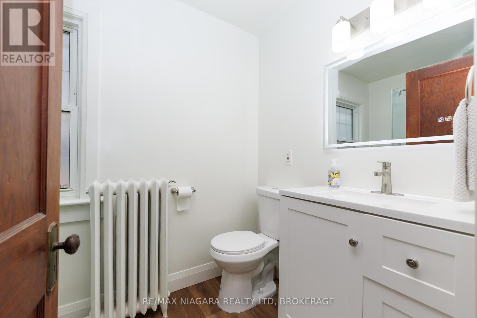 4864 SIMCOE STREET - 21
