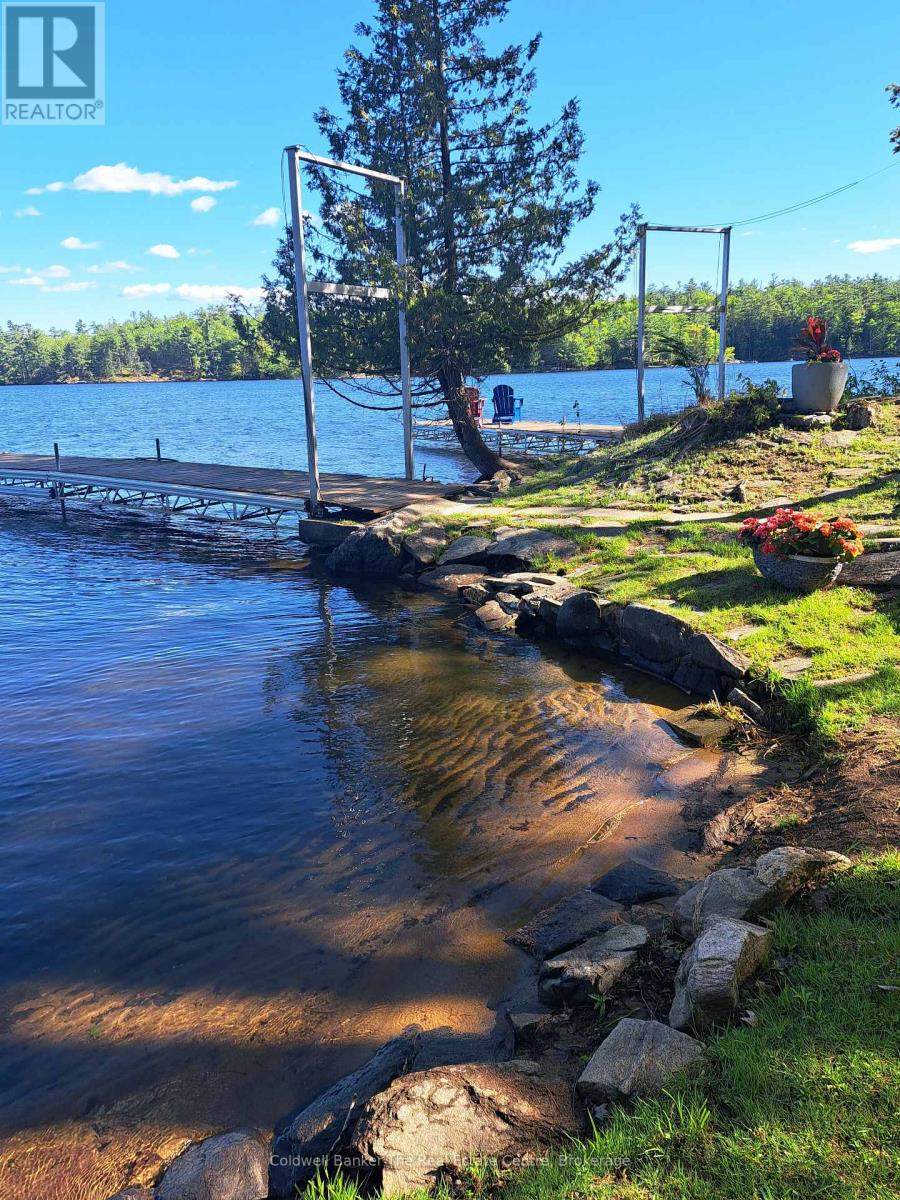 1319 WEST LIONS HEAD ROAD - 33