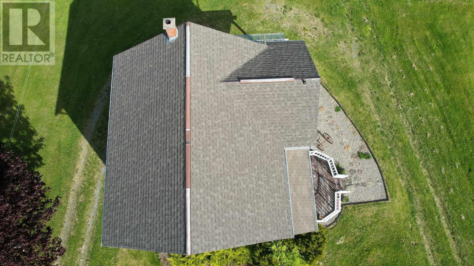 7903 East Bay Highway - 36