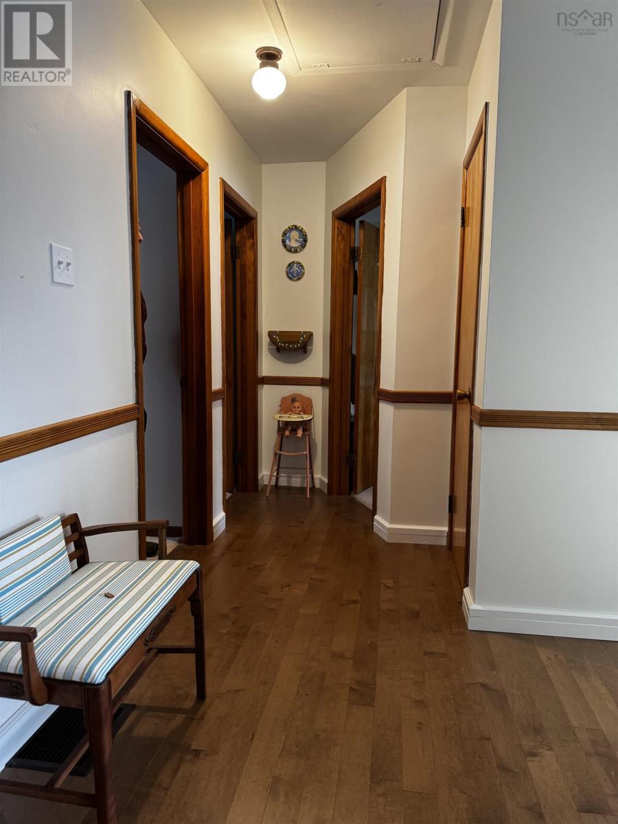 7903 East Bay Highway - 17