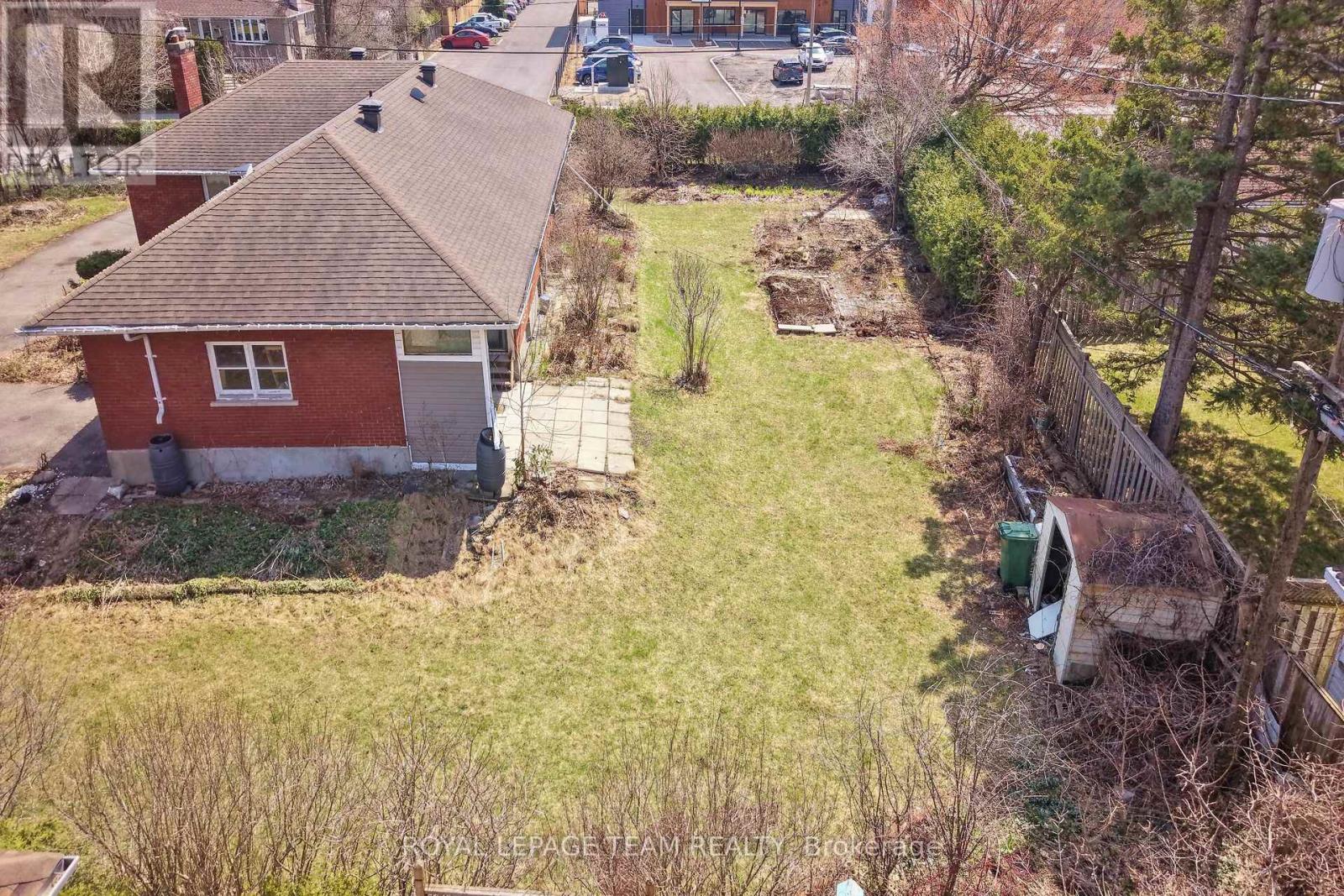 3 Bed, 2 Bath House for Sale in Ottawa – 45 CAPILANO DRIVE, Ottawa – MLS# X13445338 - Image 6