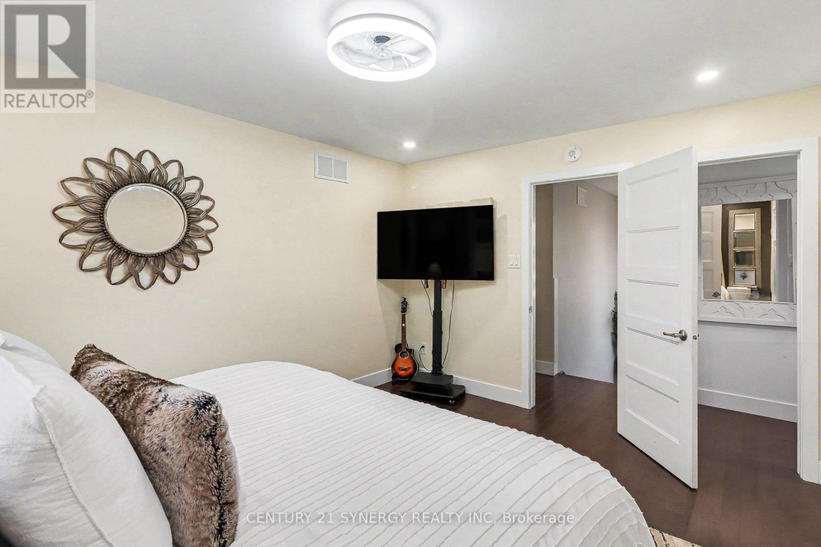 754 SAINT JOSEPH STREET - 26