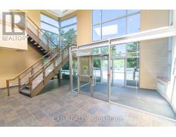 31 Auriga Drive, Ottawa, ON K2E1C4 Photo 11