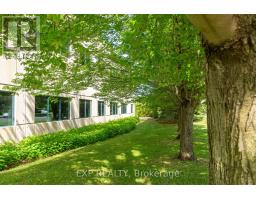 31 Auriga Drive, Ottawa, ON K2E1C4 Photo 10