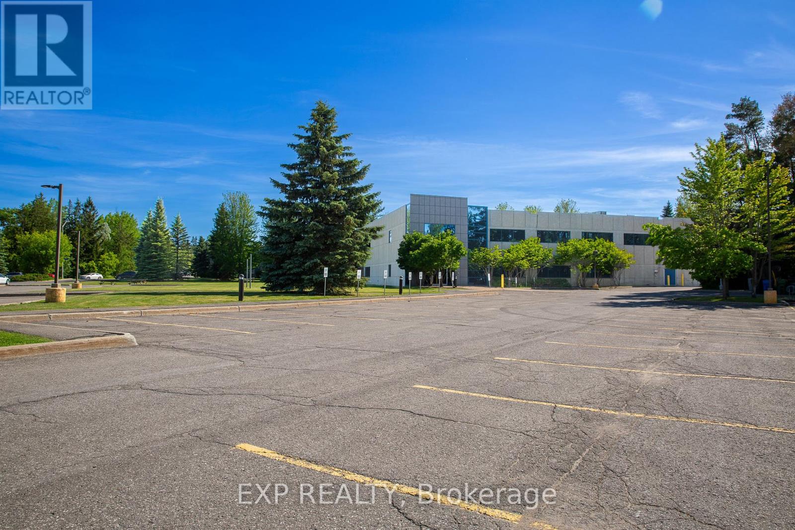 Office for Sale in Ottawa – 31 AURIGA DRIVE, Ottawa – MLS# X13443242 - Image 31