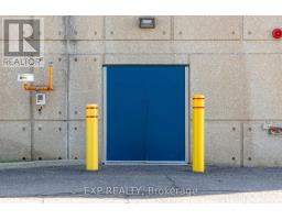 31 Auriga Drive, Ottawa, ON K2E1C4 Photo 8