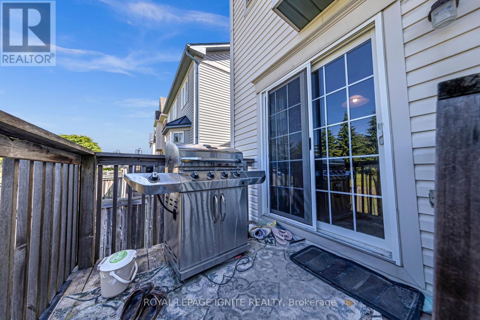 2395 WINLORD PLACE - 33