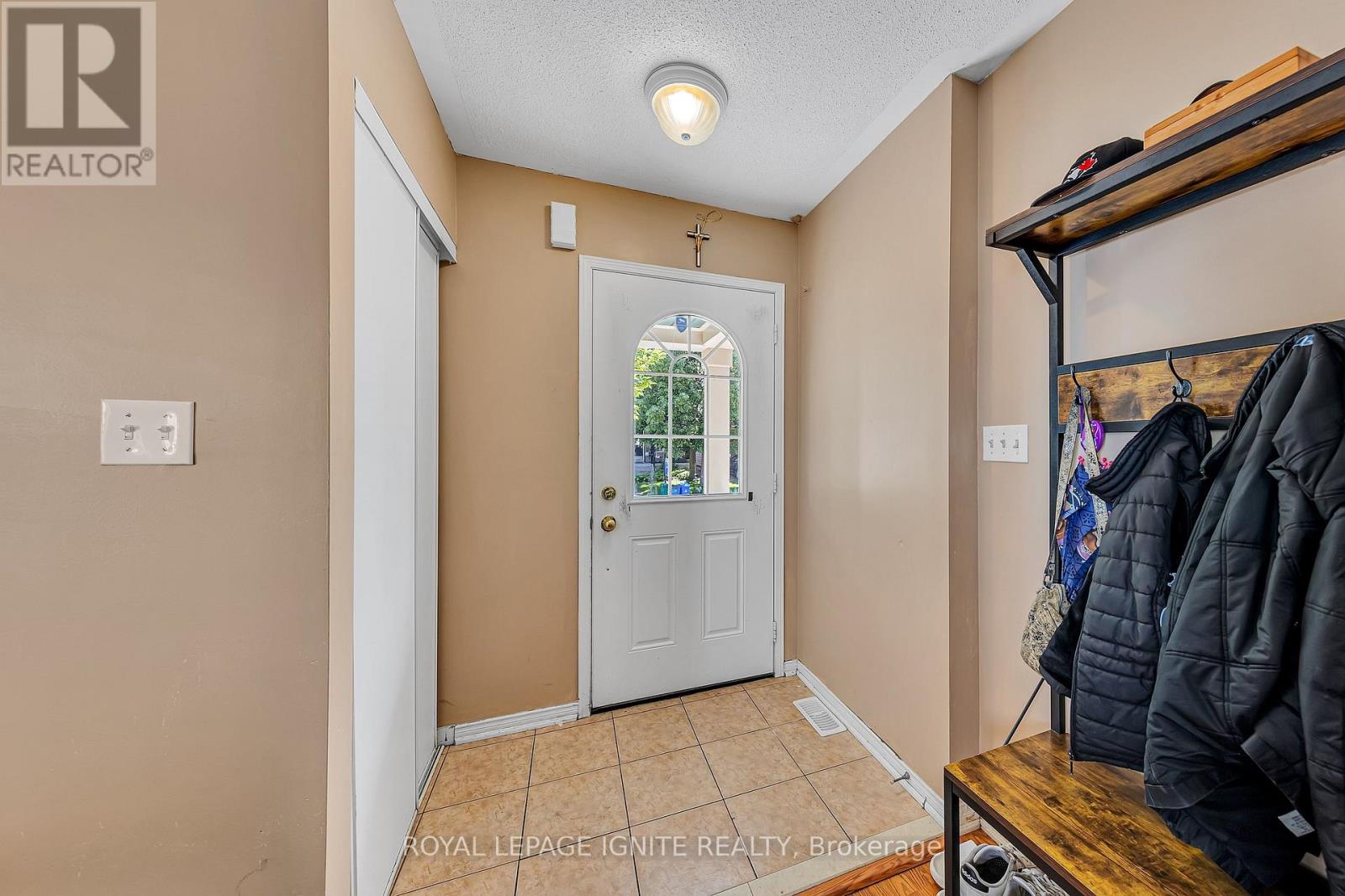 2395 WINLORD PLACE - 9