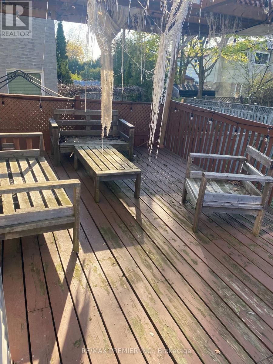 68 RITCHIE AVENUE - 10