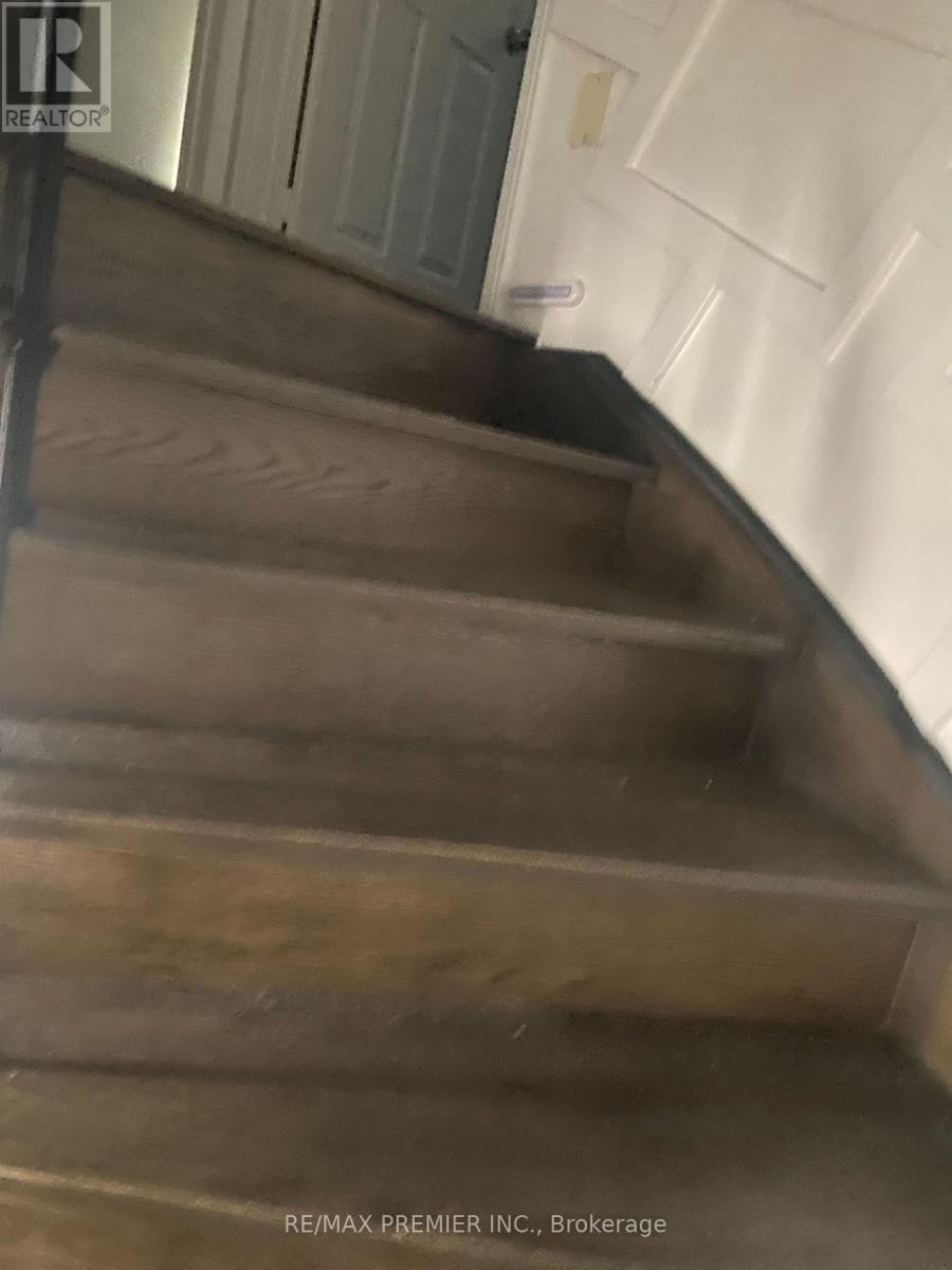68 RITCHIE AVENUE - 4