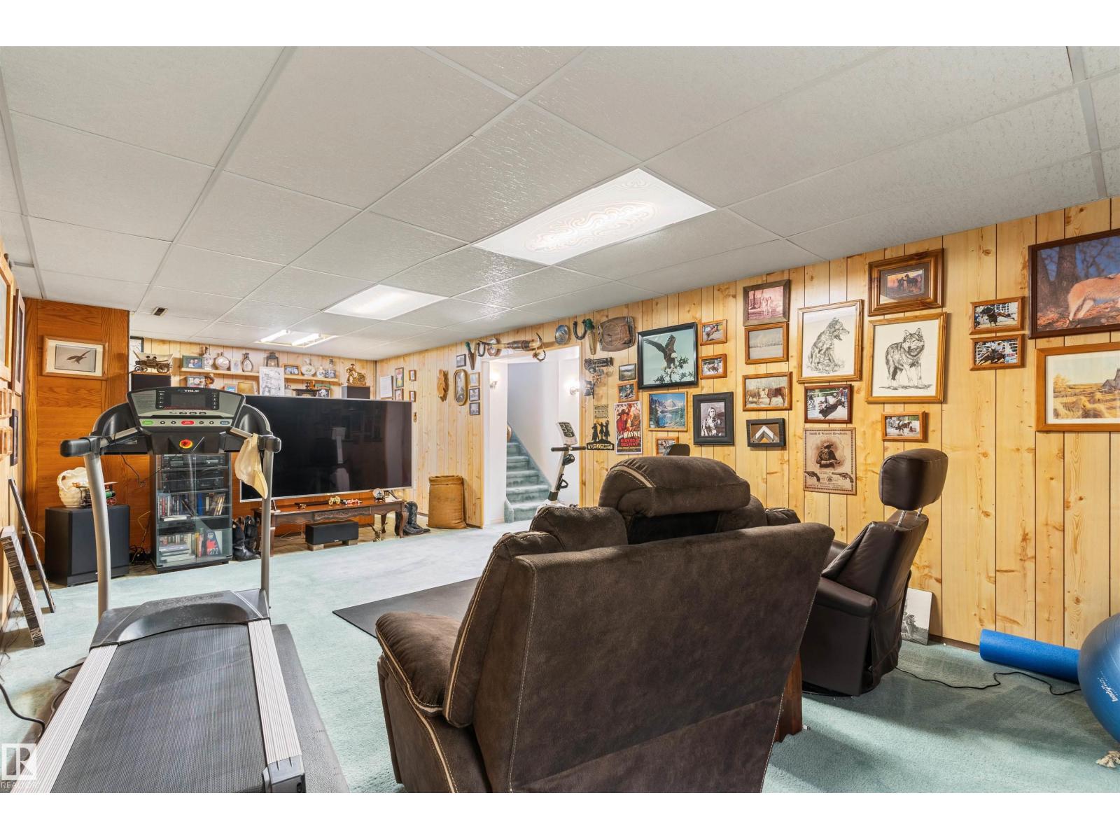 1736 36 ST NW - 23