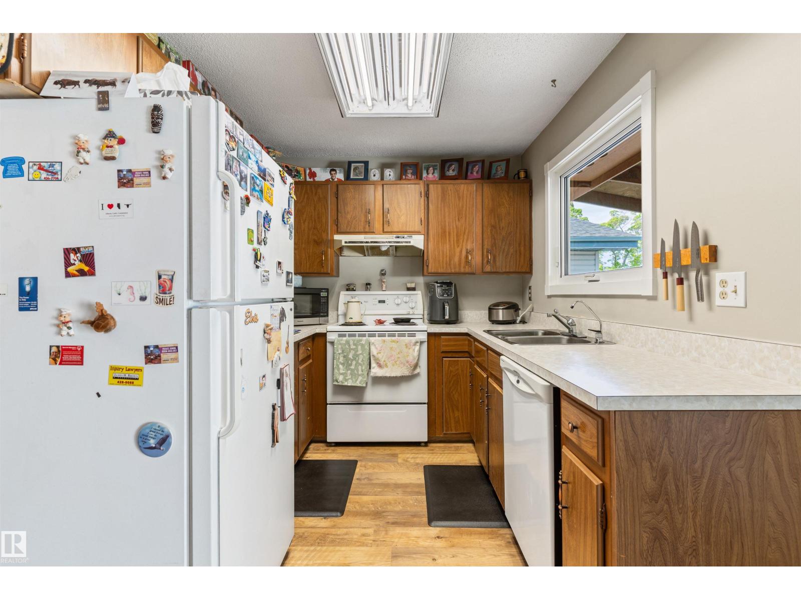 1736 36 ST NW - 12