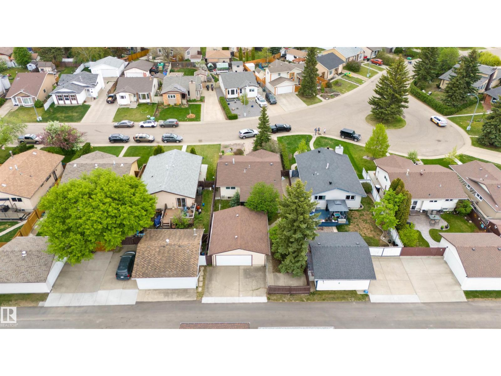 1736 36 ST NW - 45