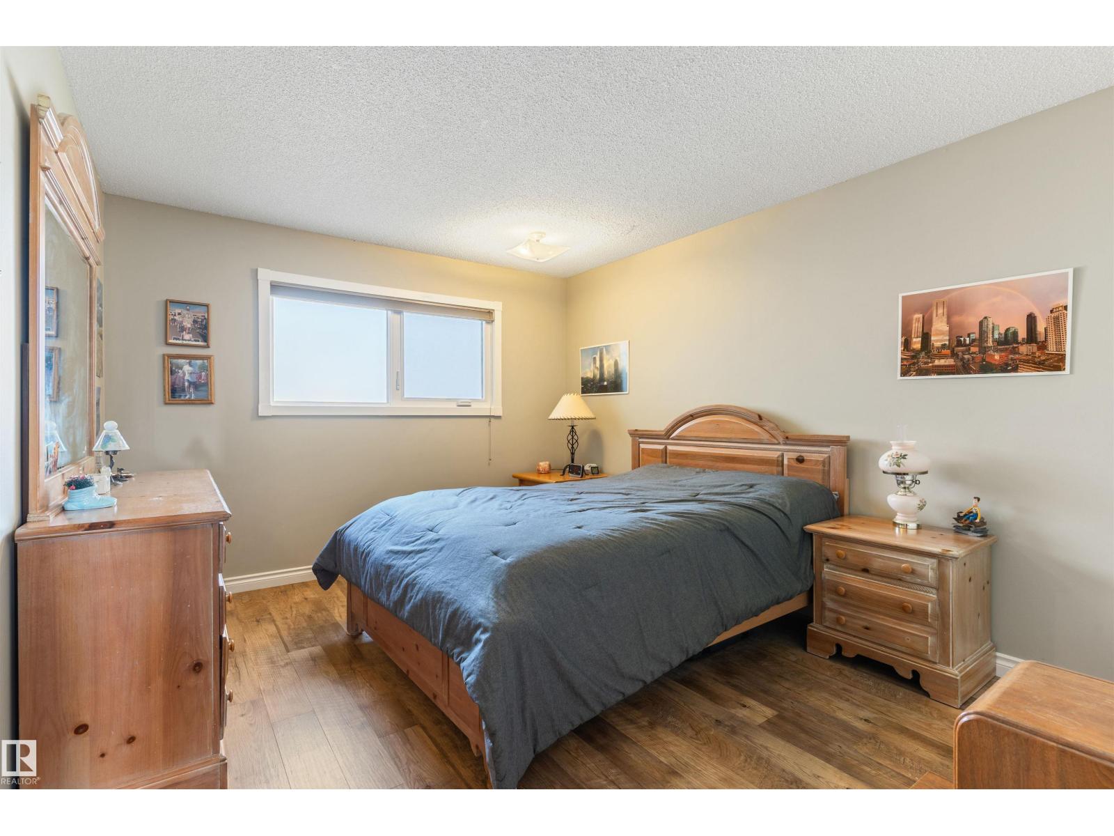 1736 36 ST NW - 17