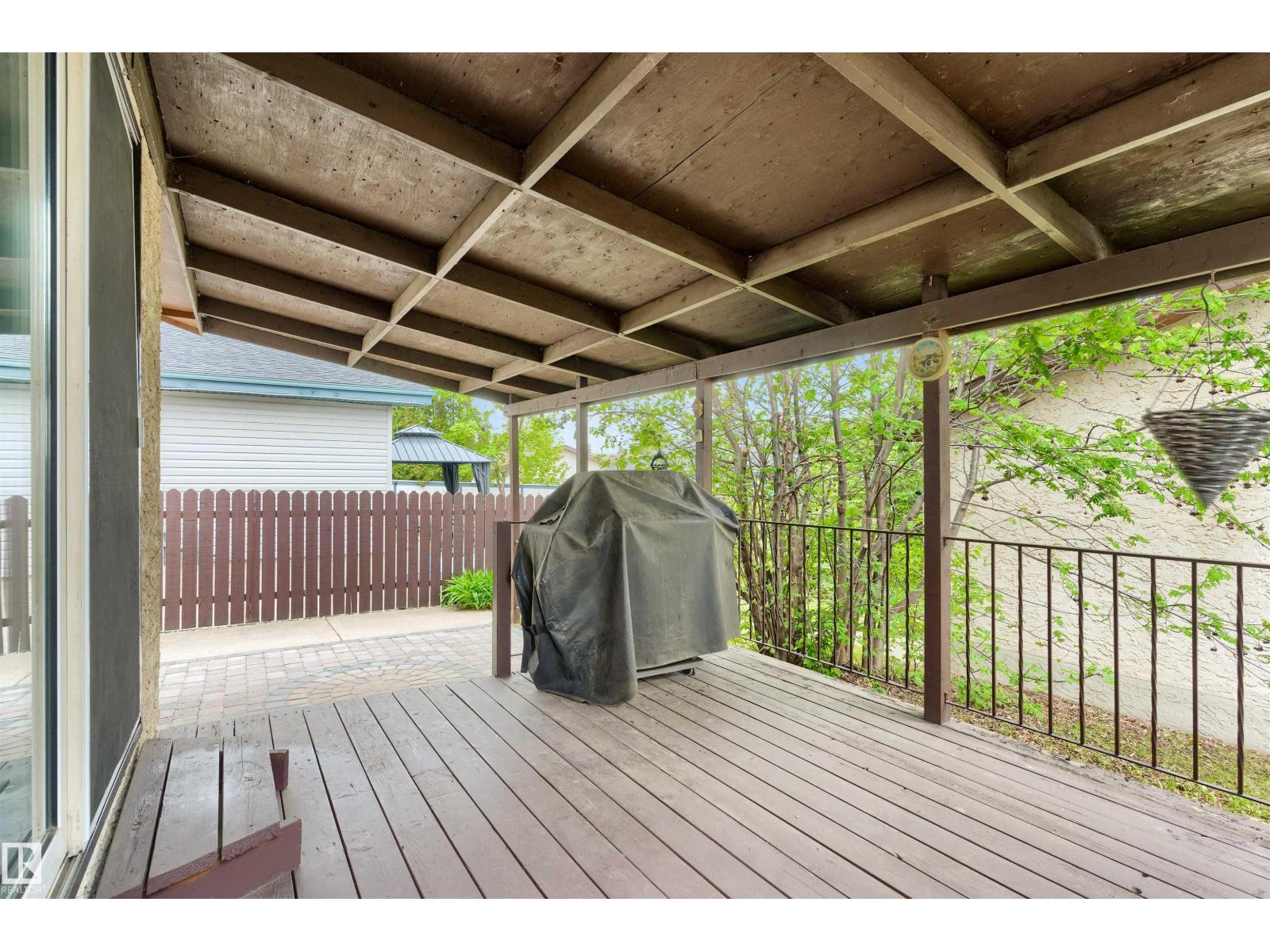 1736 36 ST NW - 32