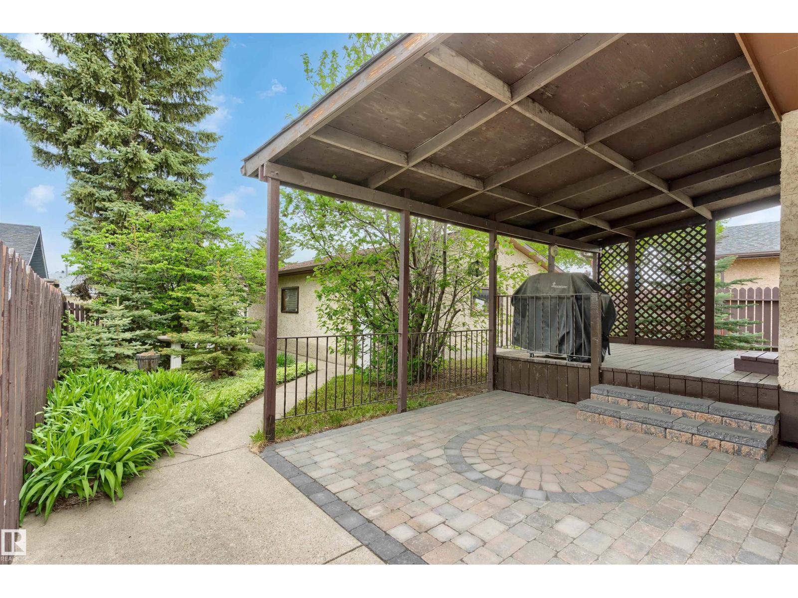 1736 36 ST NW - 30