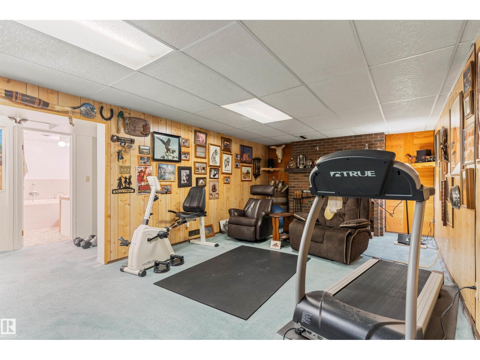 1736 36 ST NW - 22