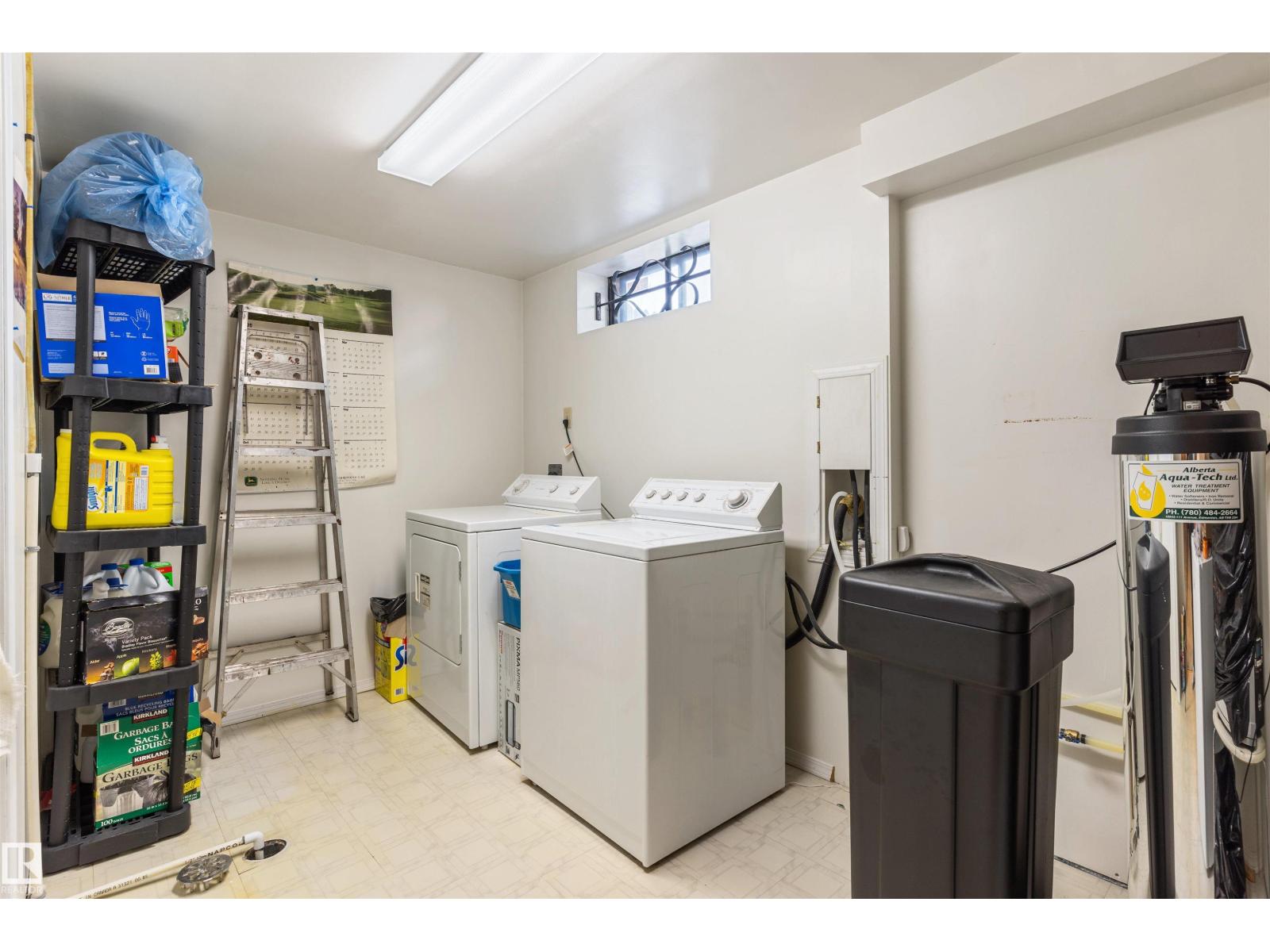 1736 36 ST NW - 28