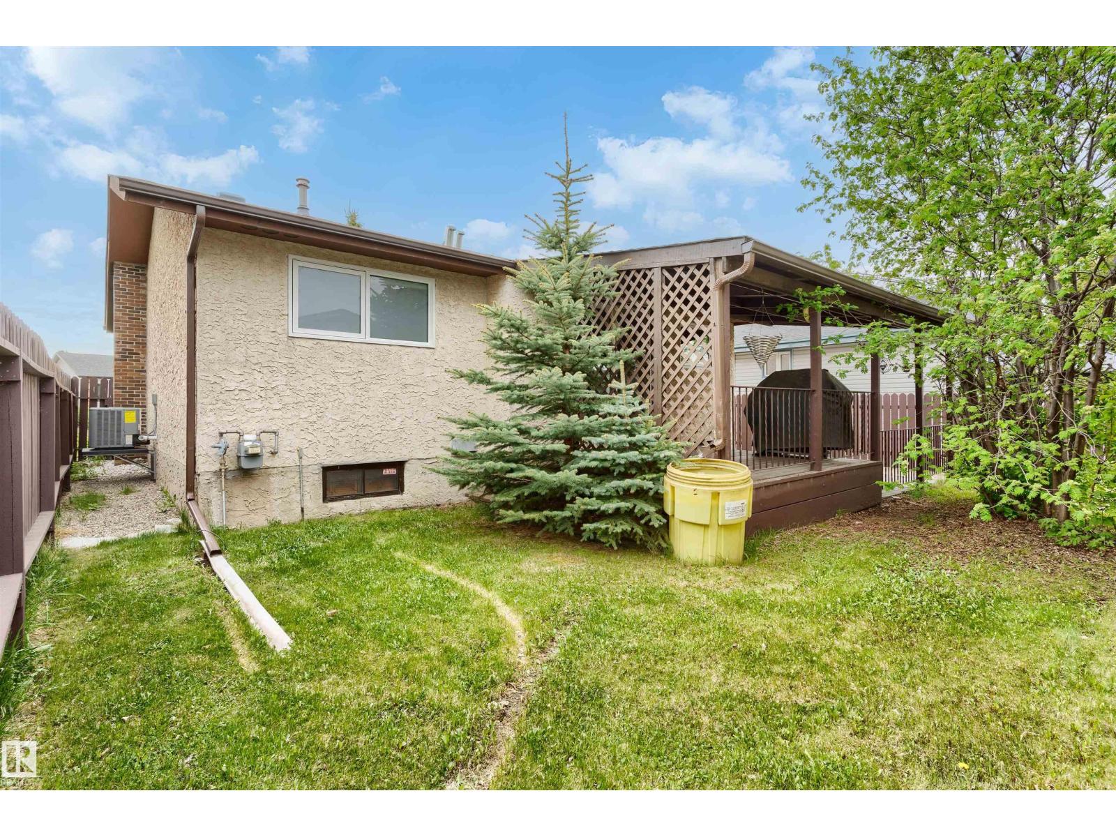 1736 36 ST NW - 34