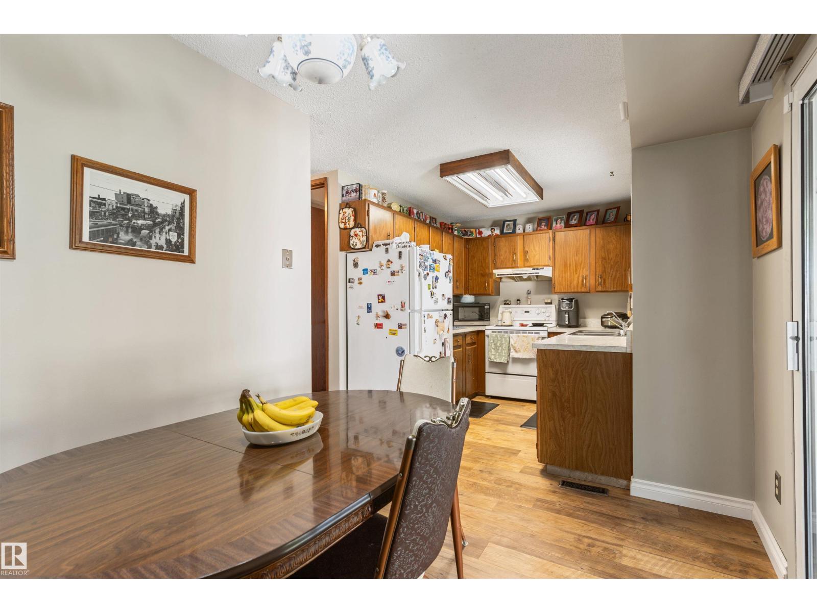 1736 36 ST NW - 10