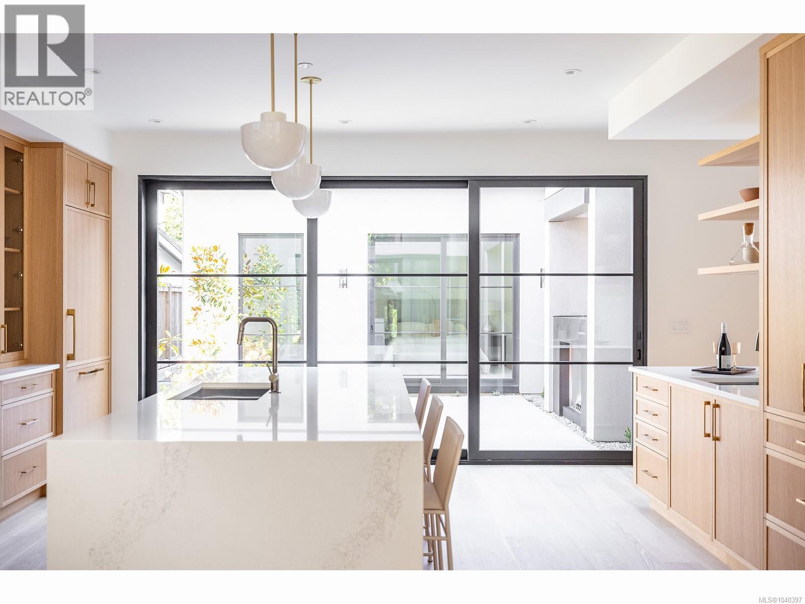 626 HEMLOCK St - 5