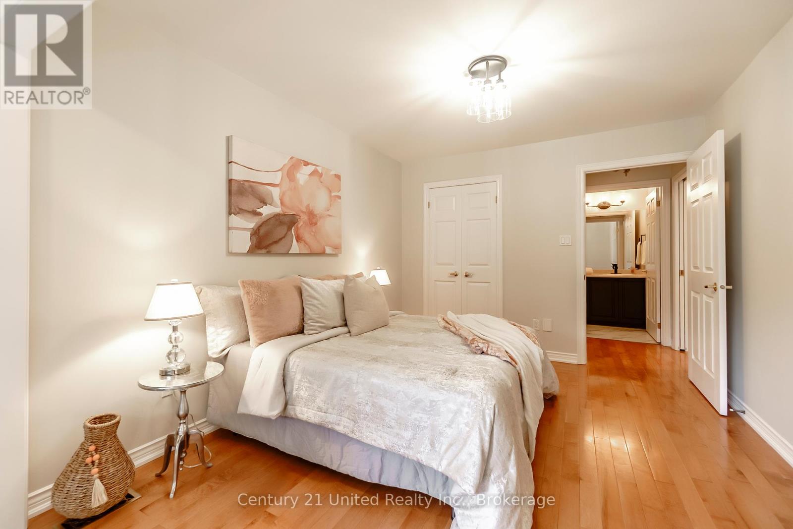 #22 1121 ARMOUR ROAD - 16