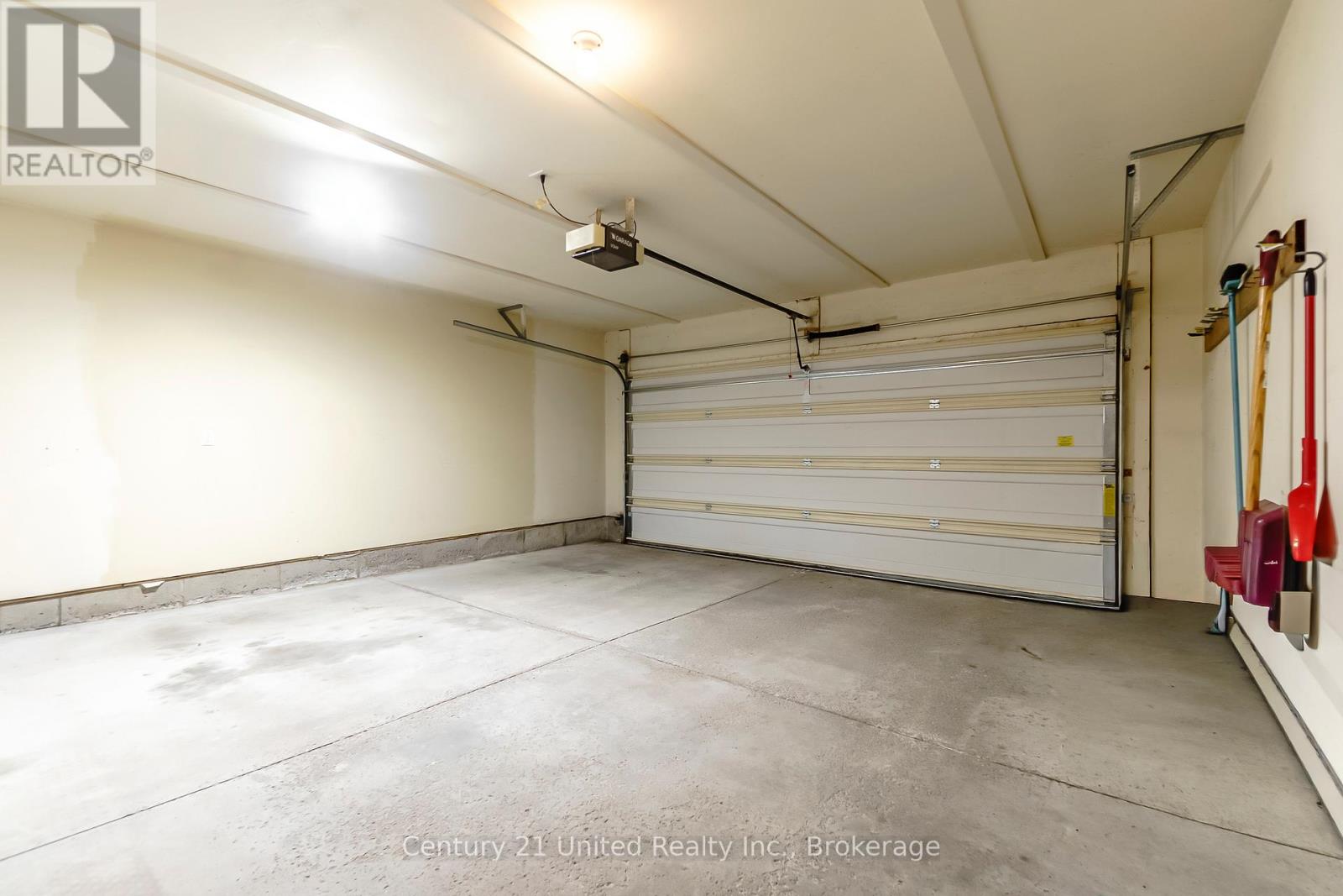 #22 1121 ARMOUR ROAD - 38