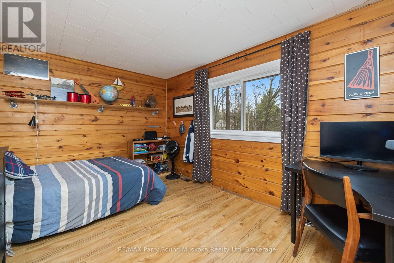 11 BRENDA AVENUE - 17