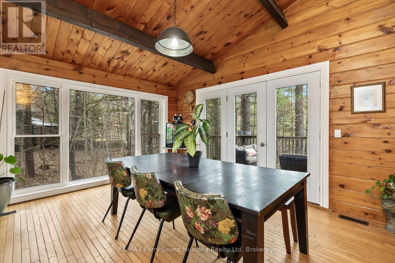 11 BRENDA AVENUE - 6