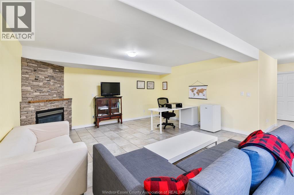 56 ANFRED STREET - 25