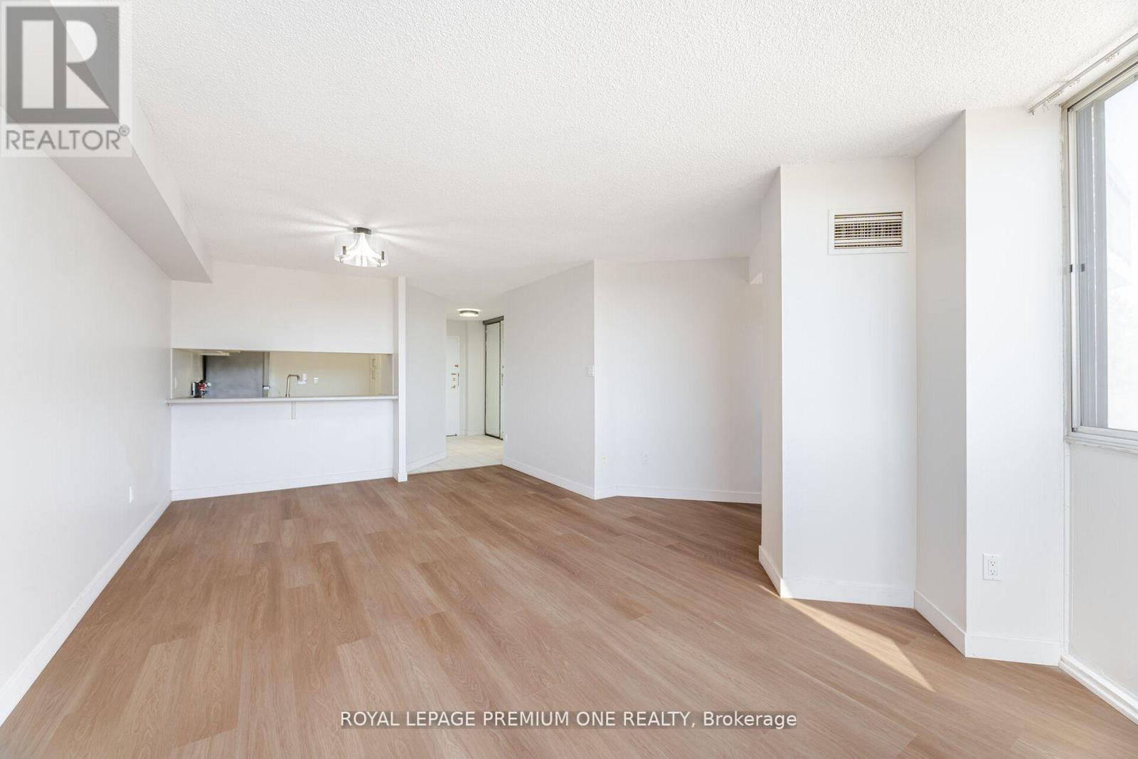 #310 236 ALBION ROAD - 13