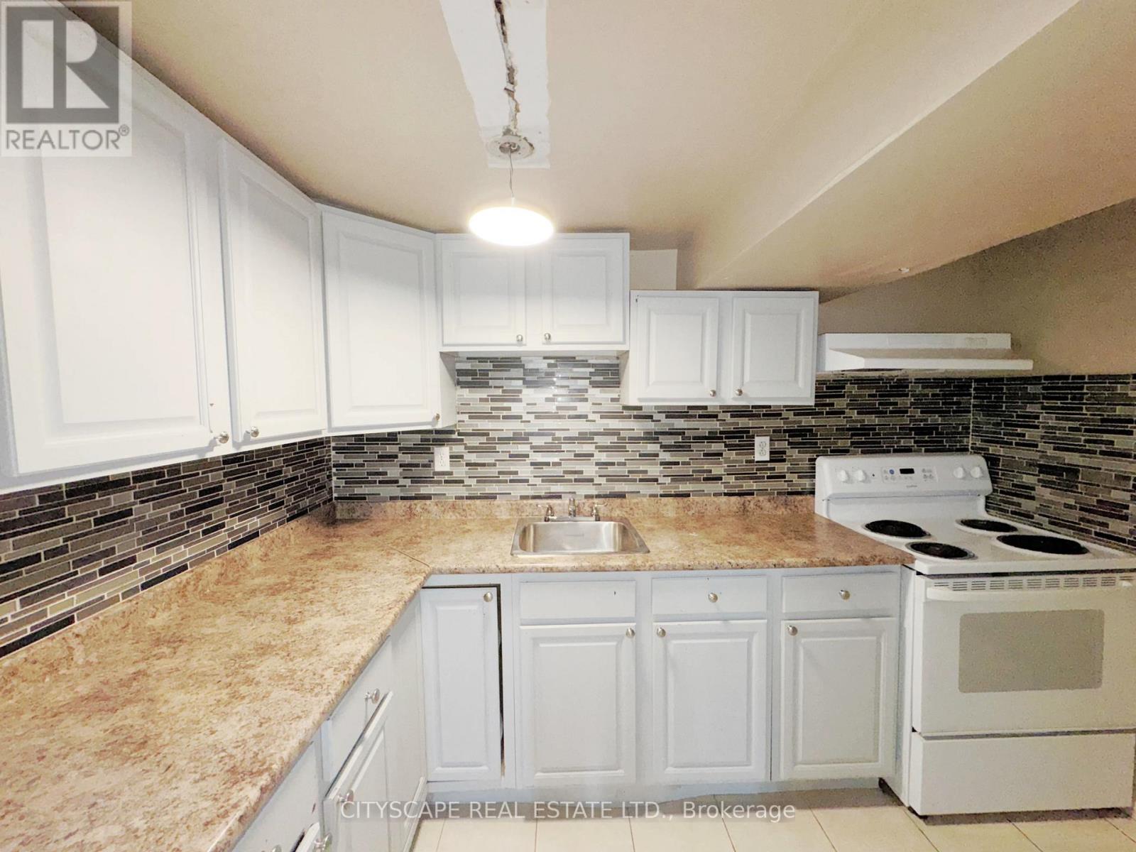 3720 BRANDON GATE DRIVE - 38